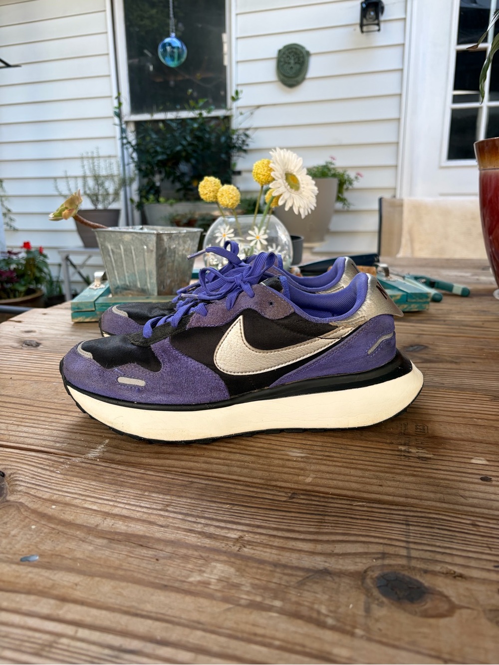 Nike Waffle Debut Women’s Size 9 Purple Black Silver Platform Sneakers FD2196-50